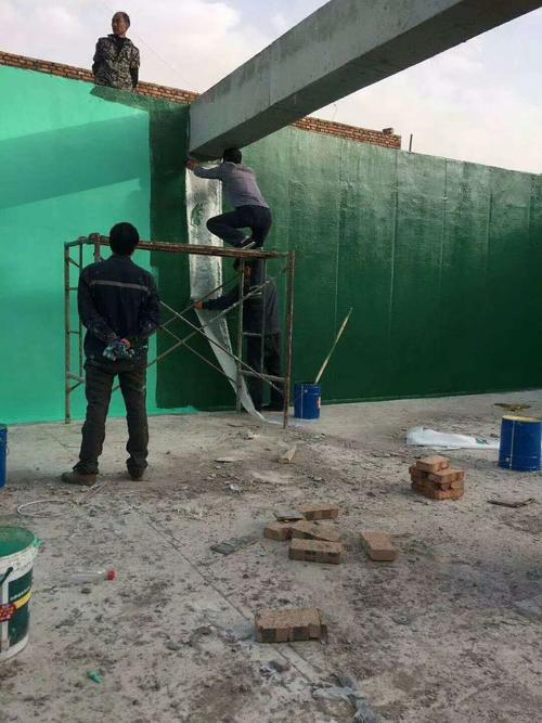 針對(duì)老舊車間地面普遍存在的起砂、裂縫問(wèn)題